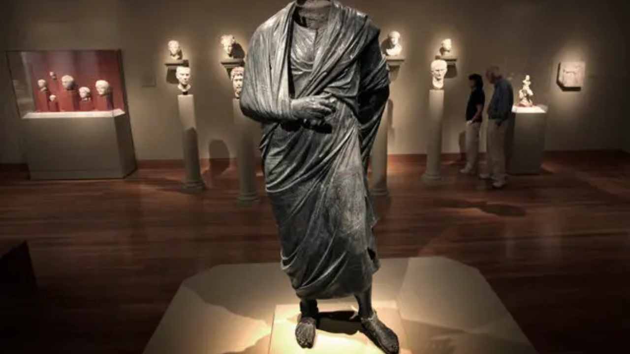 Marcus Aurelius Statue