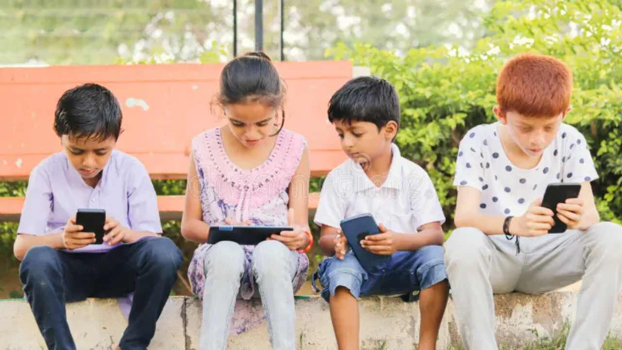 Study on children's smartphone use